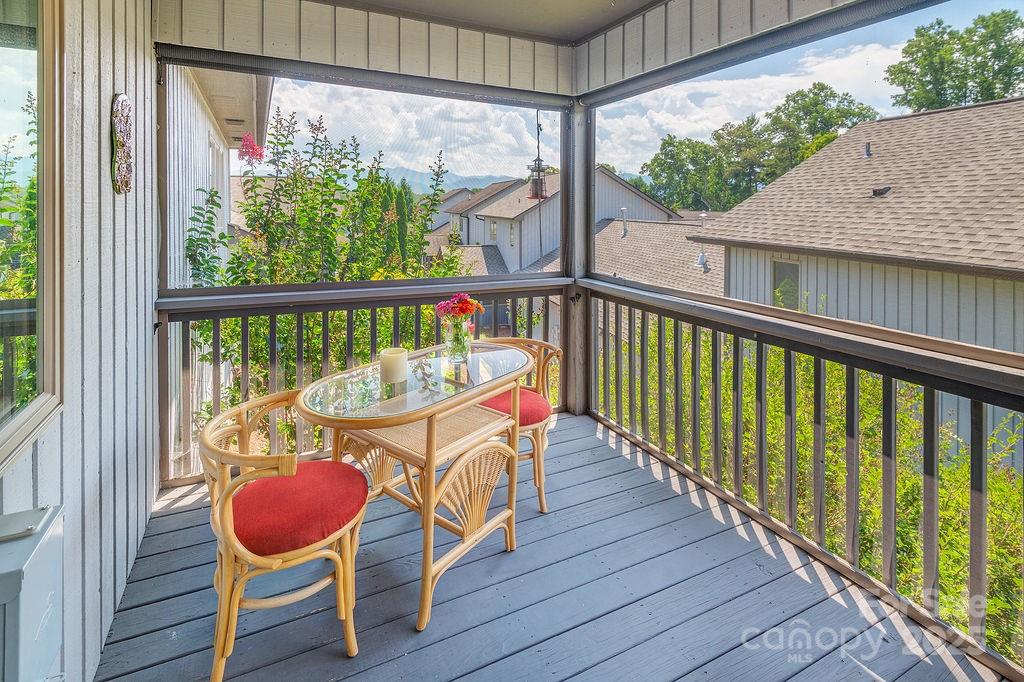 433 Kyfields Drive Weaverville NC 28787