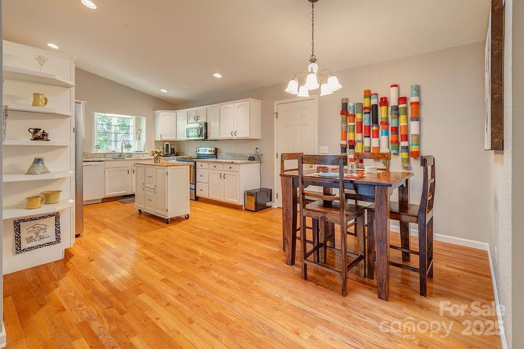 433 Kyfields Drive Weaverville NC 28787