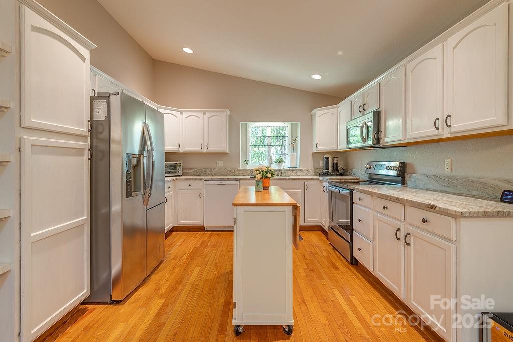 433 Kyfields Drive Weaverville NC 28787