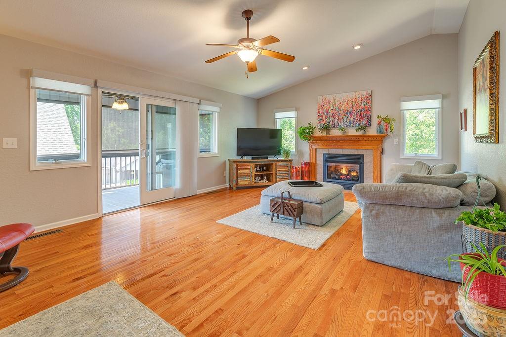 433 Kyfields Drive Weaverville NC 28787