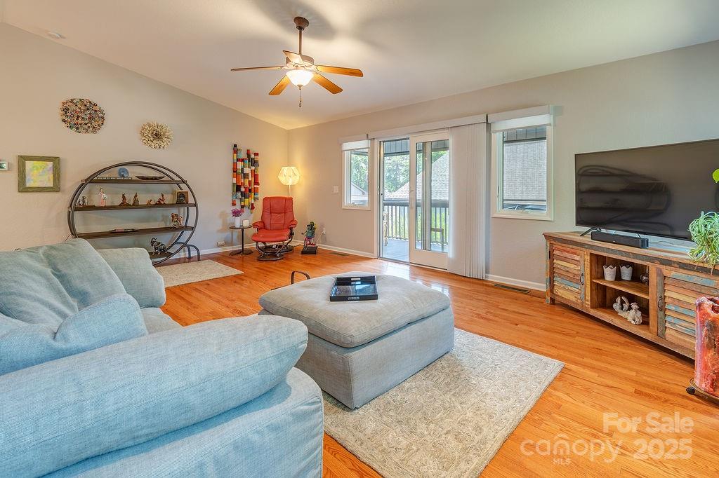 433 Kyfields Drive Weaverville NC 28787