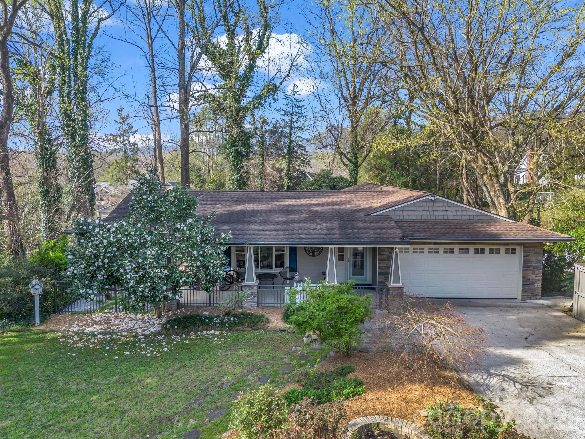 54 Broadway Avenue Tryon NC 28782