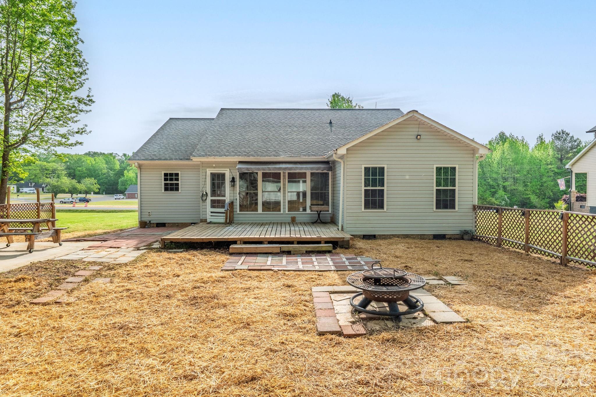 407B Nc 200 Highway N Stanfield NC 28163
