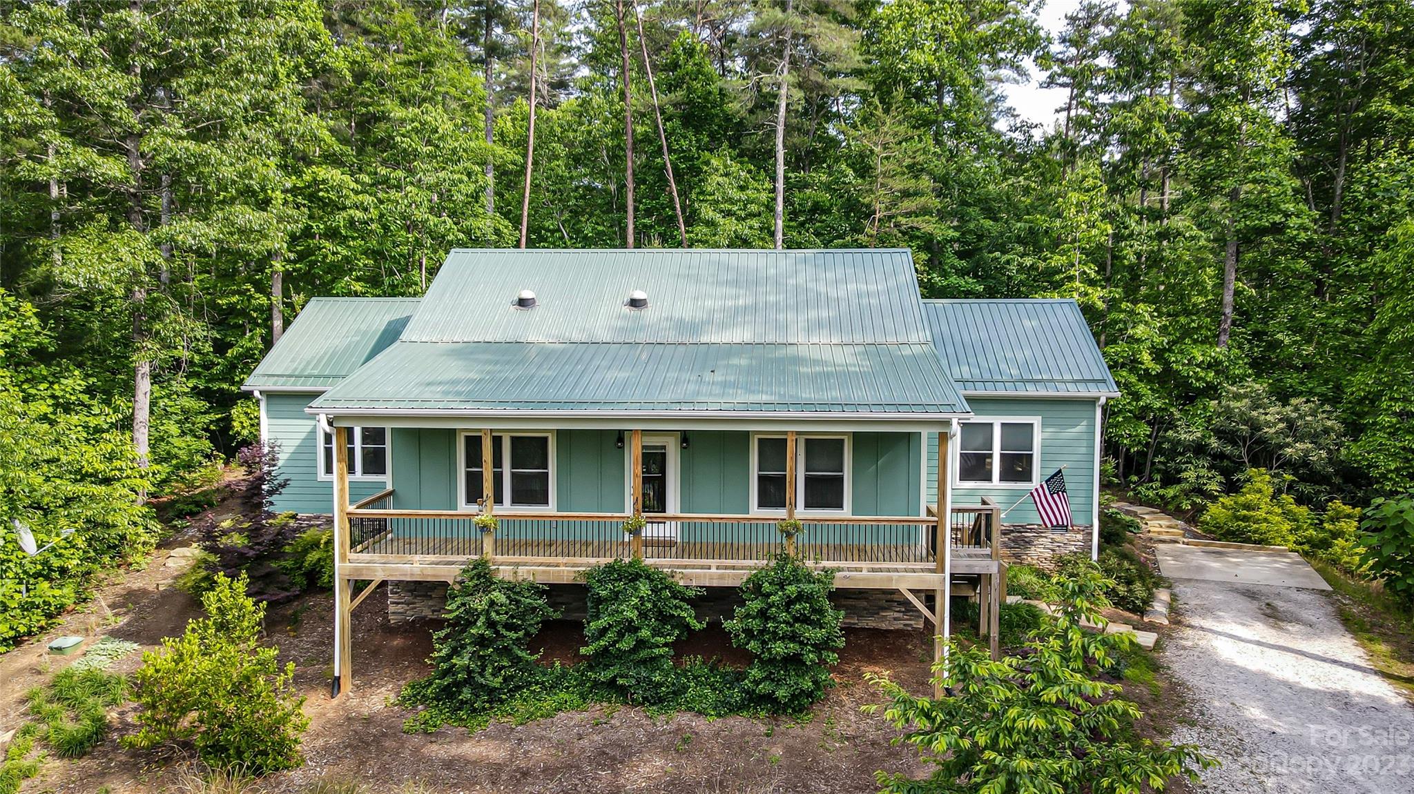90 Waters Edge Drive Nebo NC 28761