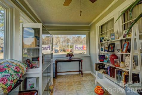 328 S Pink Street Cherryville NC 28021