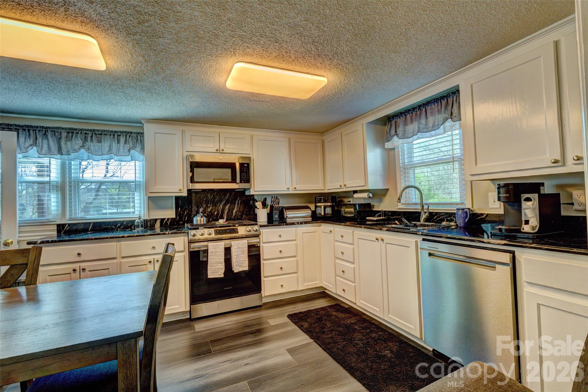 328 S Pink Street Cherryville NC 28021