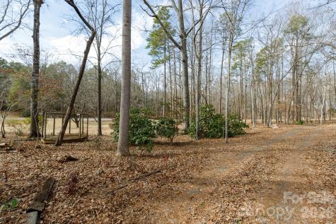 2025 Creekwood Drive York SC 29745