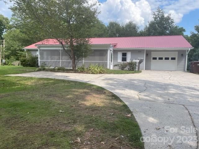 220 Big Springs Avenue Forest City NC 28043