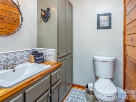 154 Cedarwood Drive Waynesville NC 28785