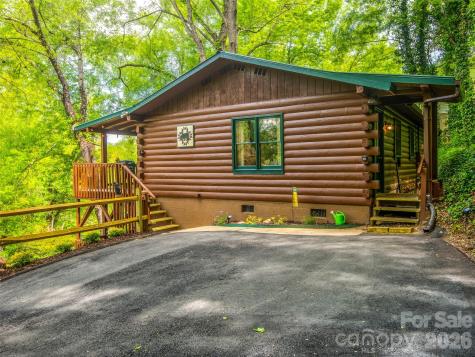 154 Cedarwood Drive Waynesville NC 28785