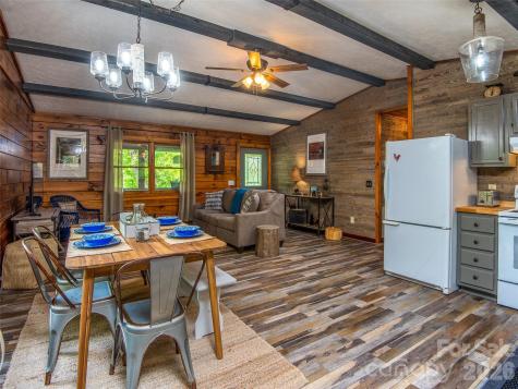 154 Cedarwood Drive Waynesville NC 28785