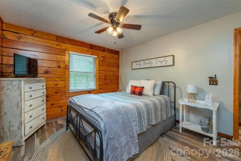 154 Cedarwood Drive Waynesville NC 28785