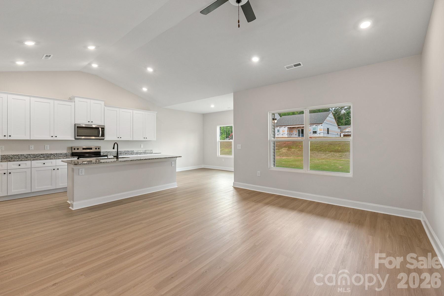 6509 Fairford Drive Charlotte NC 28215