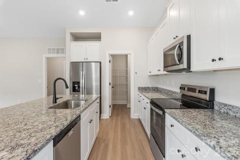 6509 Fairford Drive Charlotte NC 28215