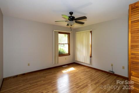 9 Lorena Drive Asheville NC 28806