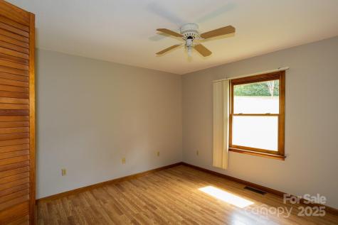 9 Lorena Drive Asheville NC 28806