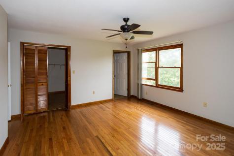 9 Lorena Drive Asheville NC 28806