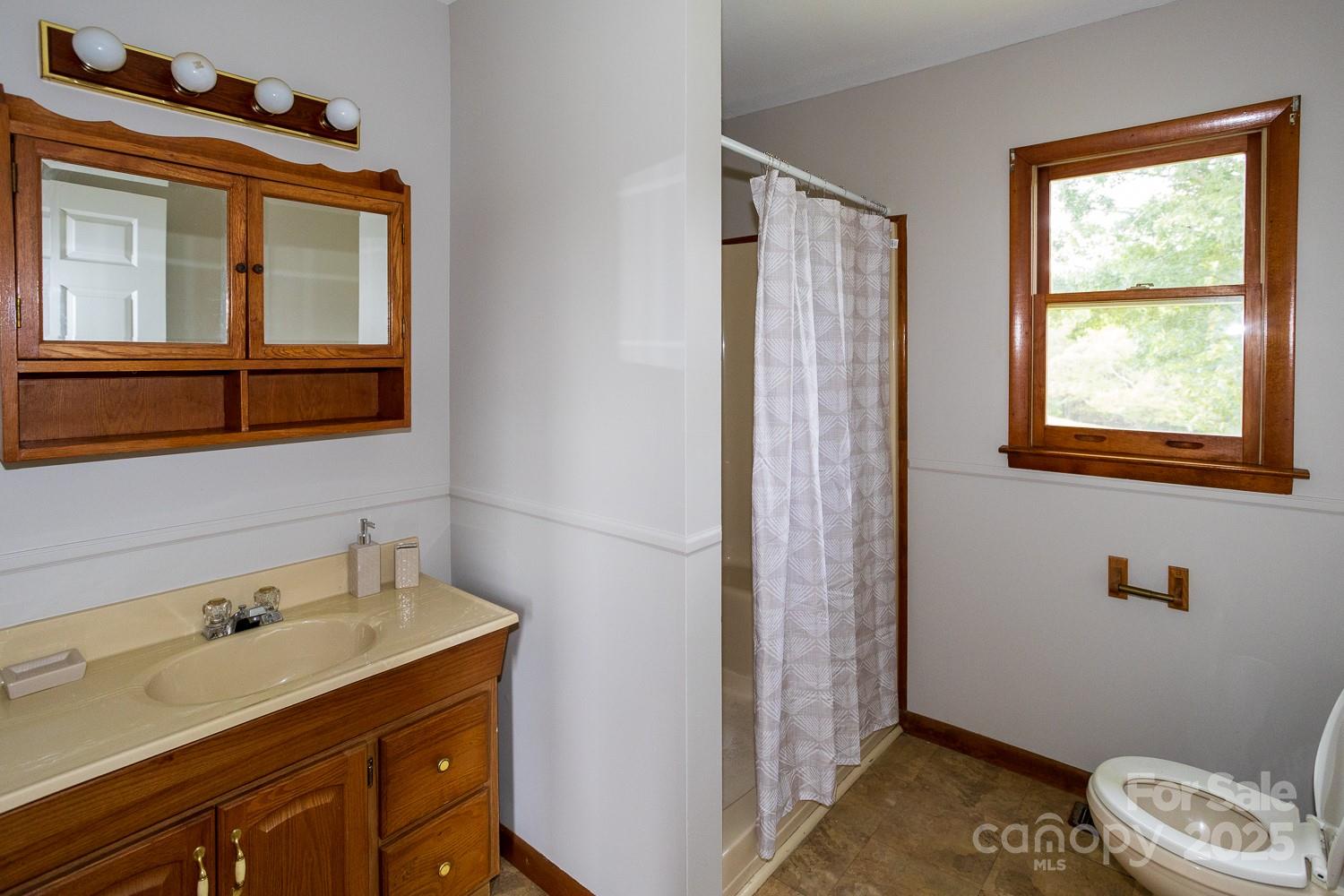 9 Lorena Drive Asheville NC 28806