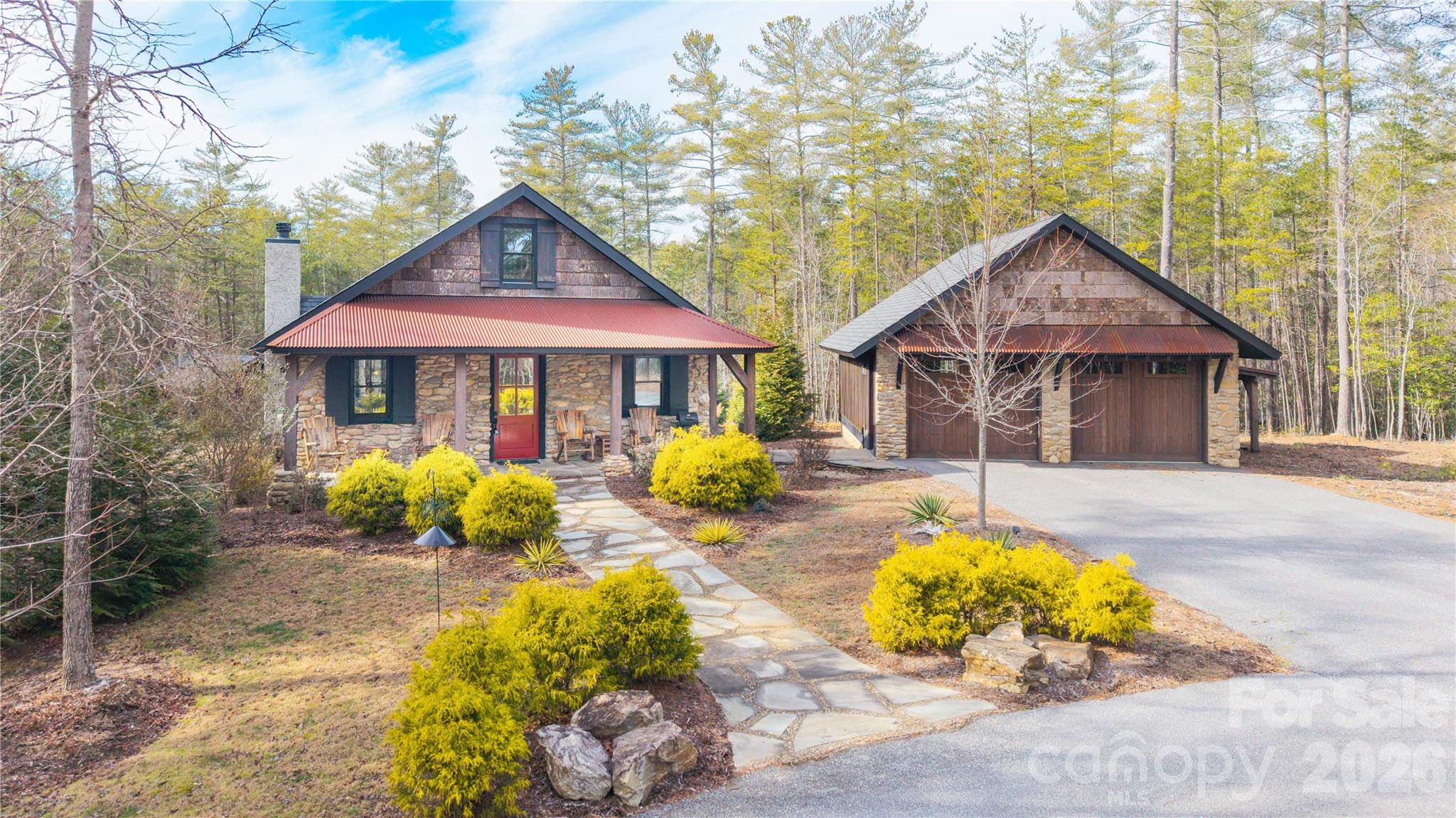 2004 Fergusons Folly Drive Nebo NC 28761