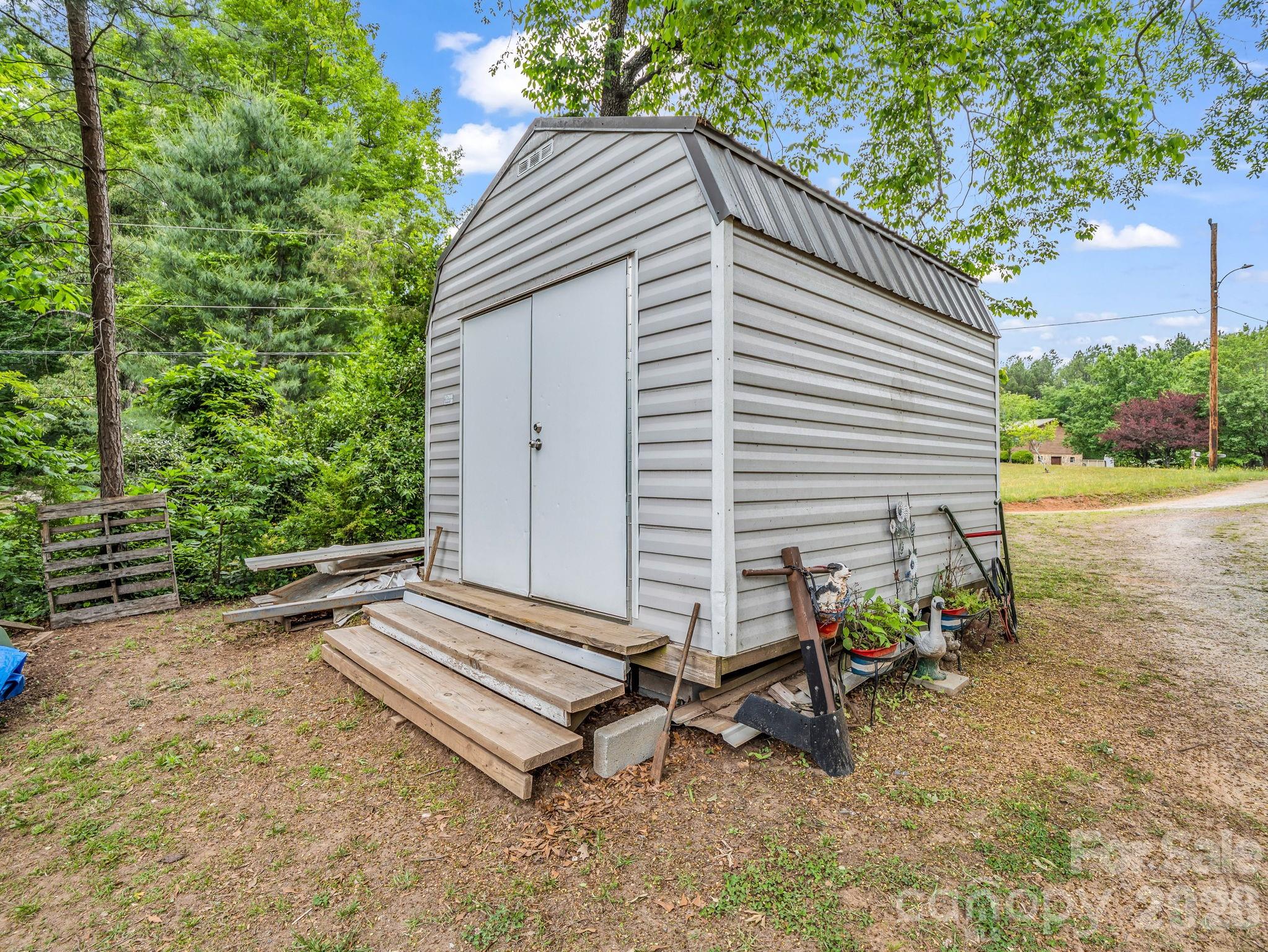 408 Hollis Road Ellenboro NC 28040