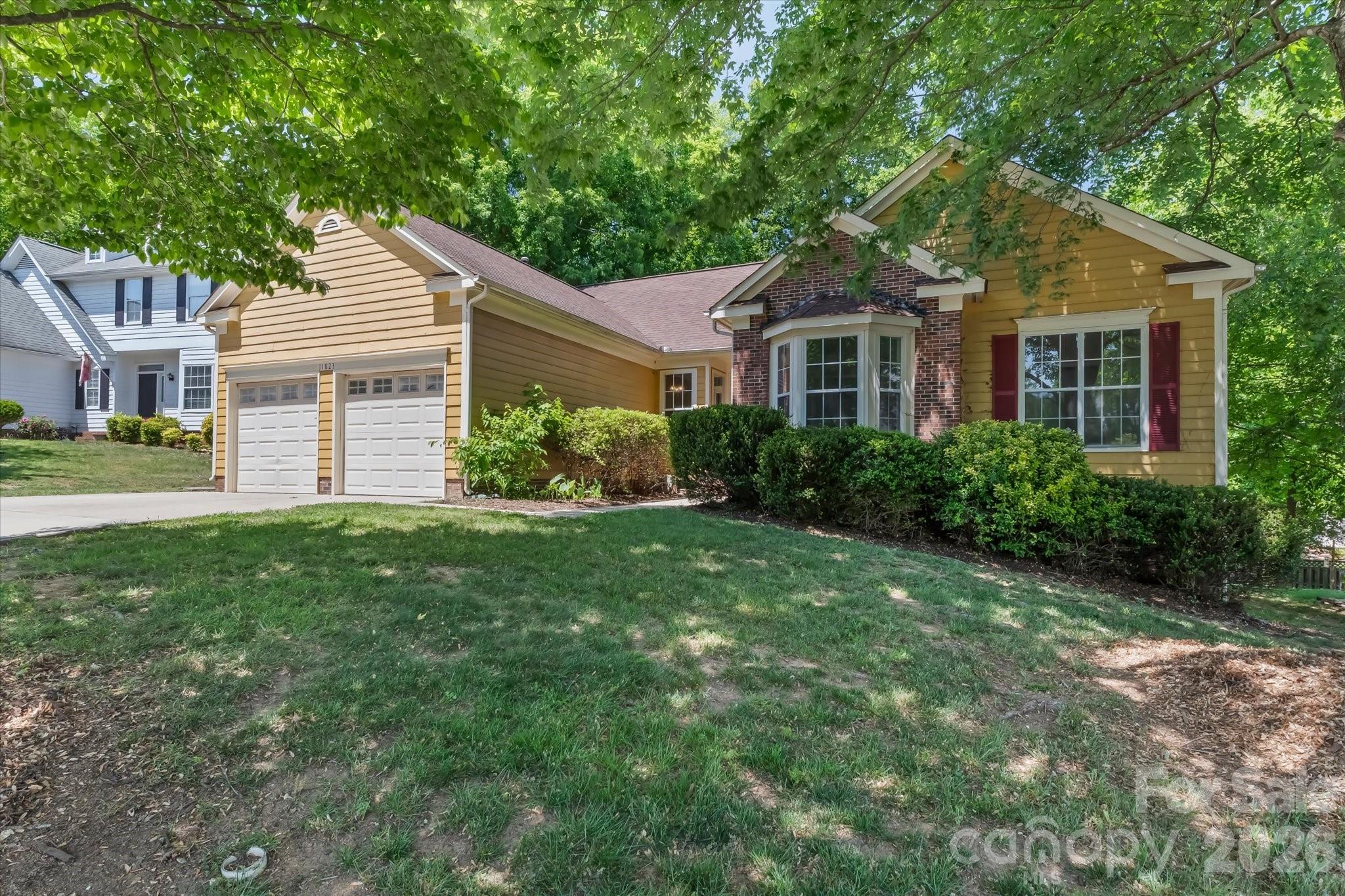 11823 Harris Ridge Drive Charlotte NC 28269
