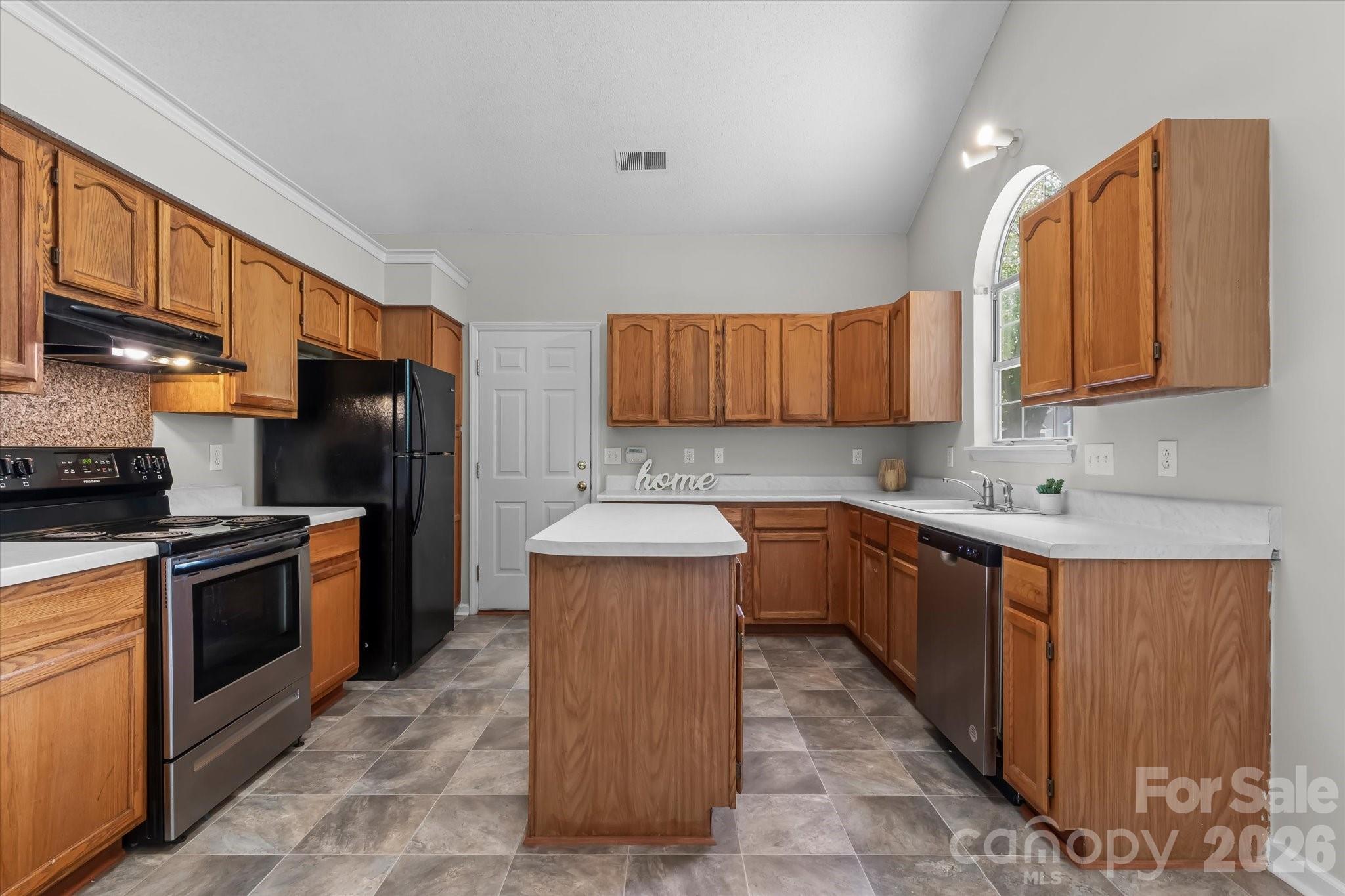 11823 Harris Ridge Drive Charlotte NC 28269