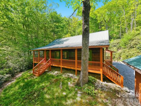 6220 Sunny Drive Newland NC 28657