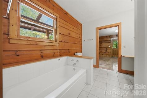 6220 Sunny Drive Newland NC 28657
