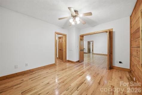 6220 Sunny Drive Newland NC 28657