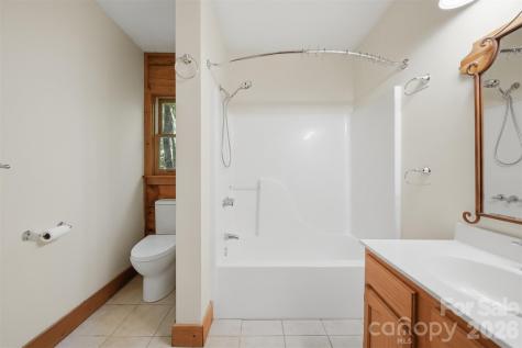 6220 Sunny Drive Newland NC 28657
