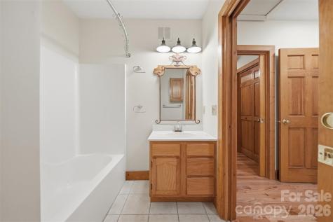 6220 Sunny Drive Newland NC 28657