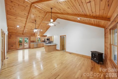 6220 Sunny Drive Newland NC 28657