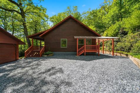 6220 Sunny Drive Newland NC 28657