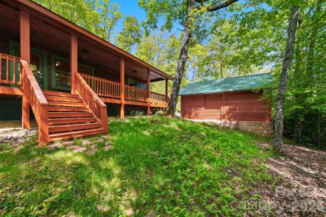 6220 Sunny Drive Newland NC 28657