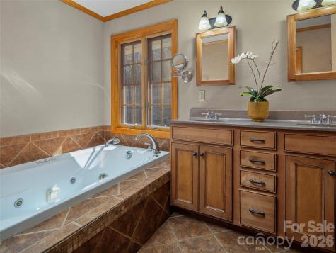 609 N Fork Road Black Mountain NC 28711