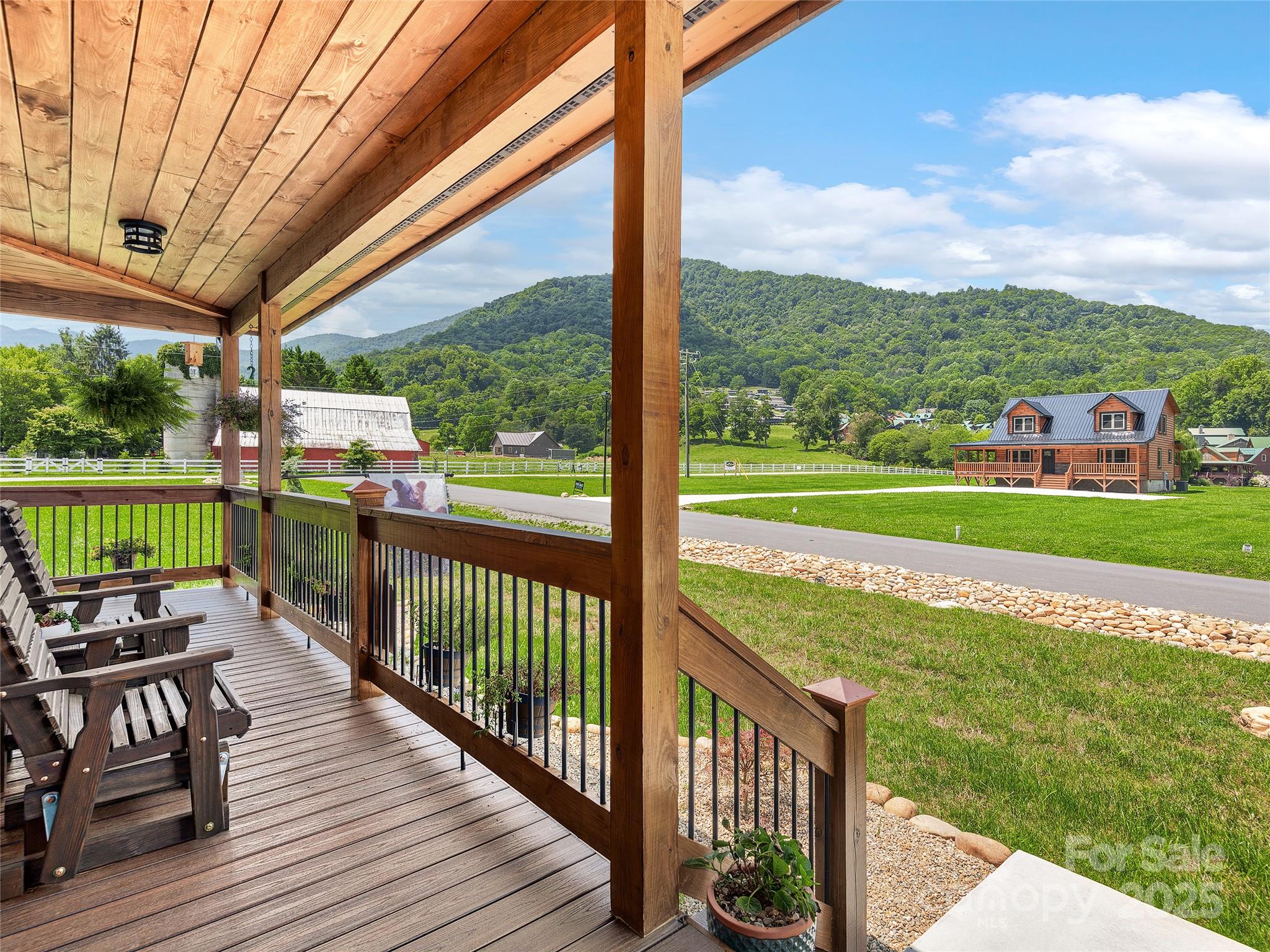 44 Kennerly Cove Maggie Valley NC 28751