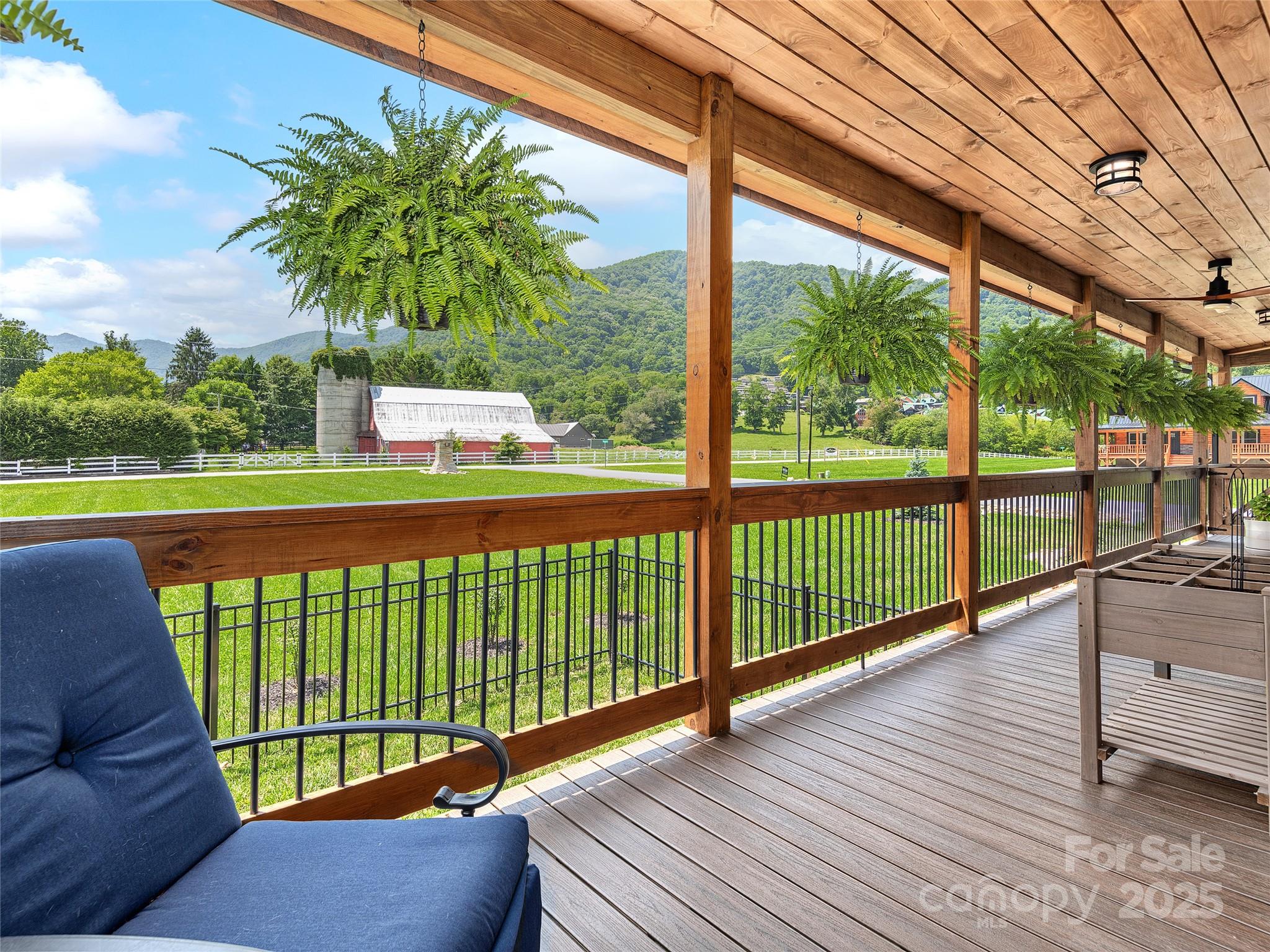 44 Kennerly Cove Maggie Valley NC 28751