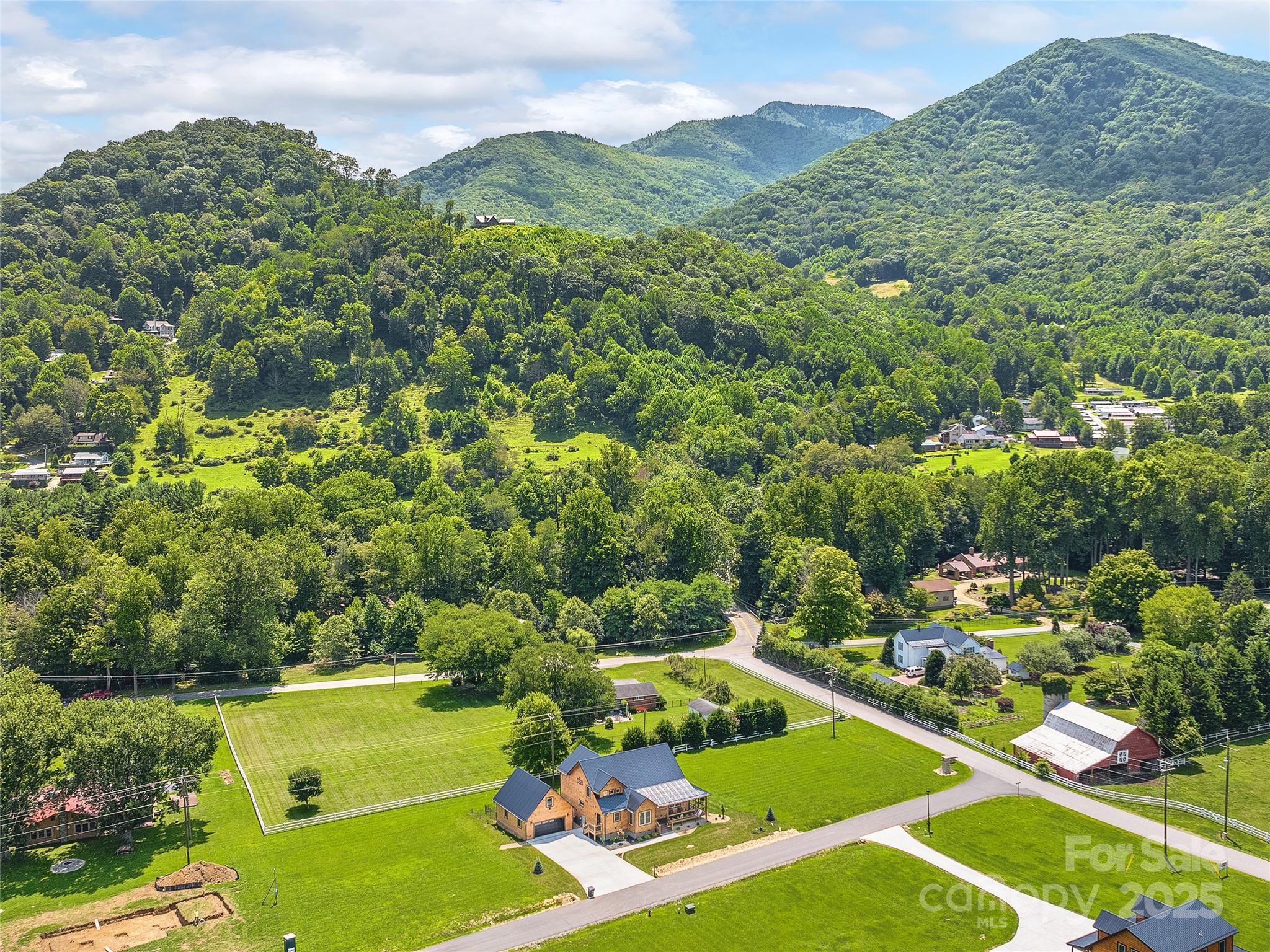 44 Kennerly Cove Maggie Valley NC 28751