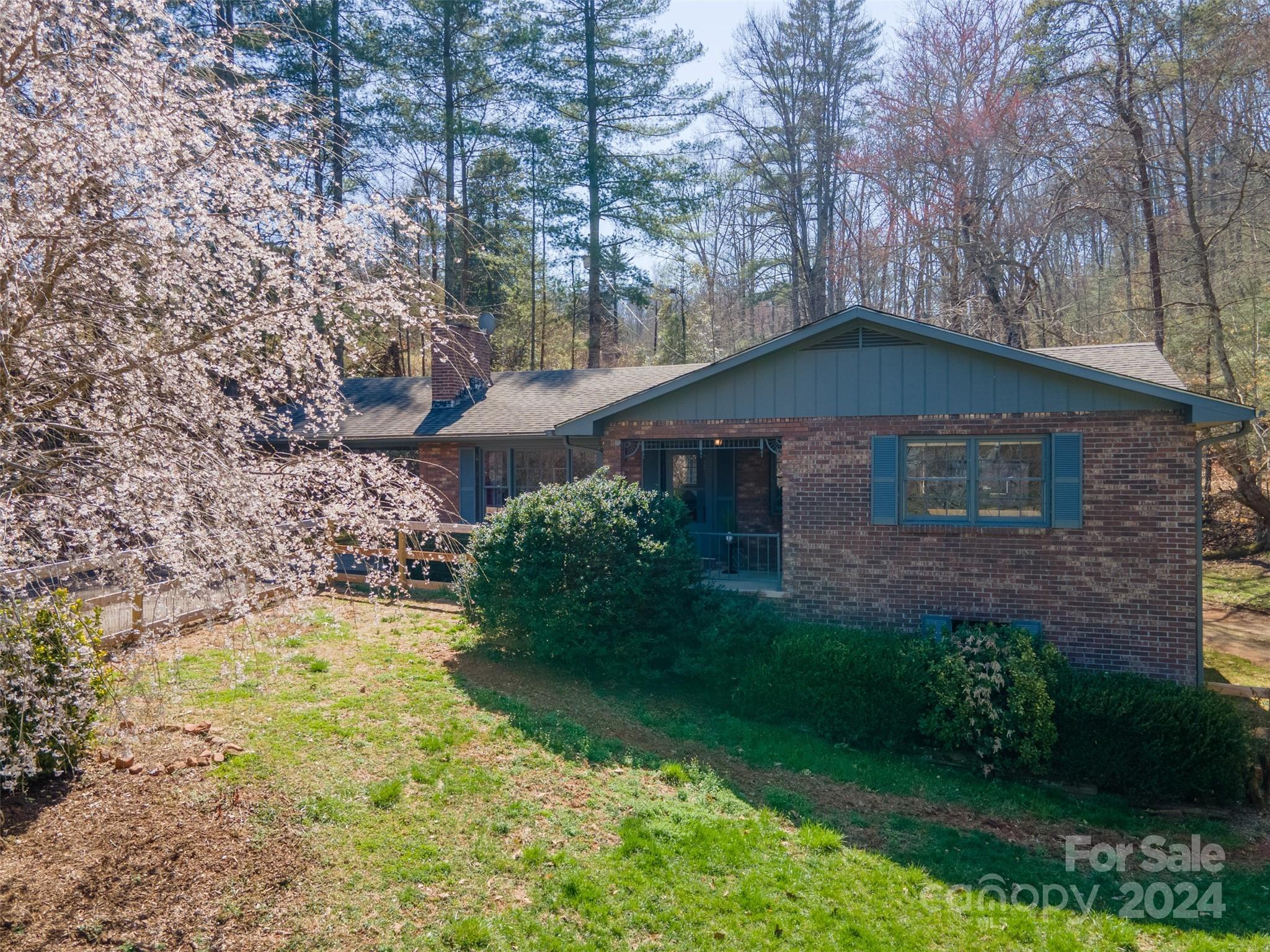 1118 Fulcher Road Franklin NC 28734