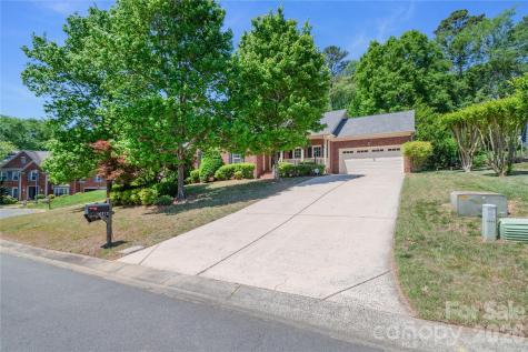 10713 Ridge Acres Road Charlotte NC 28214
