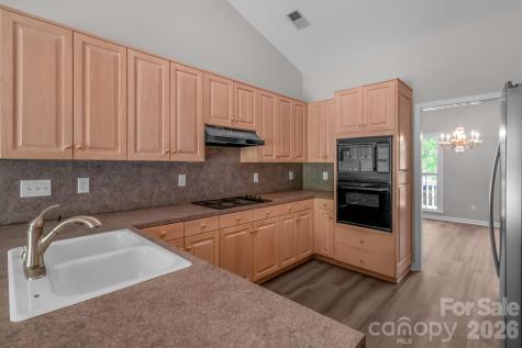 10713 Ridge Acres Road Charlotte NC 28214