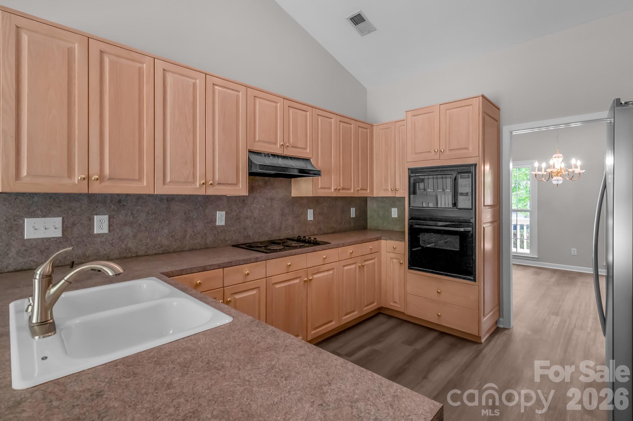 10713 Ridge Acres Road Charlotte NC 28214