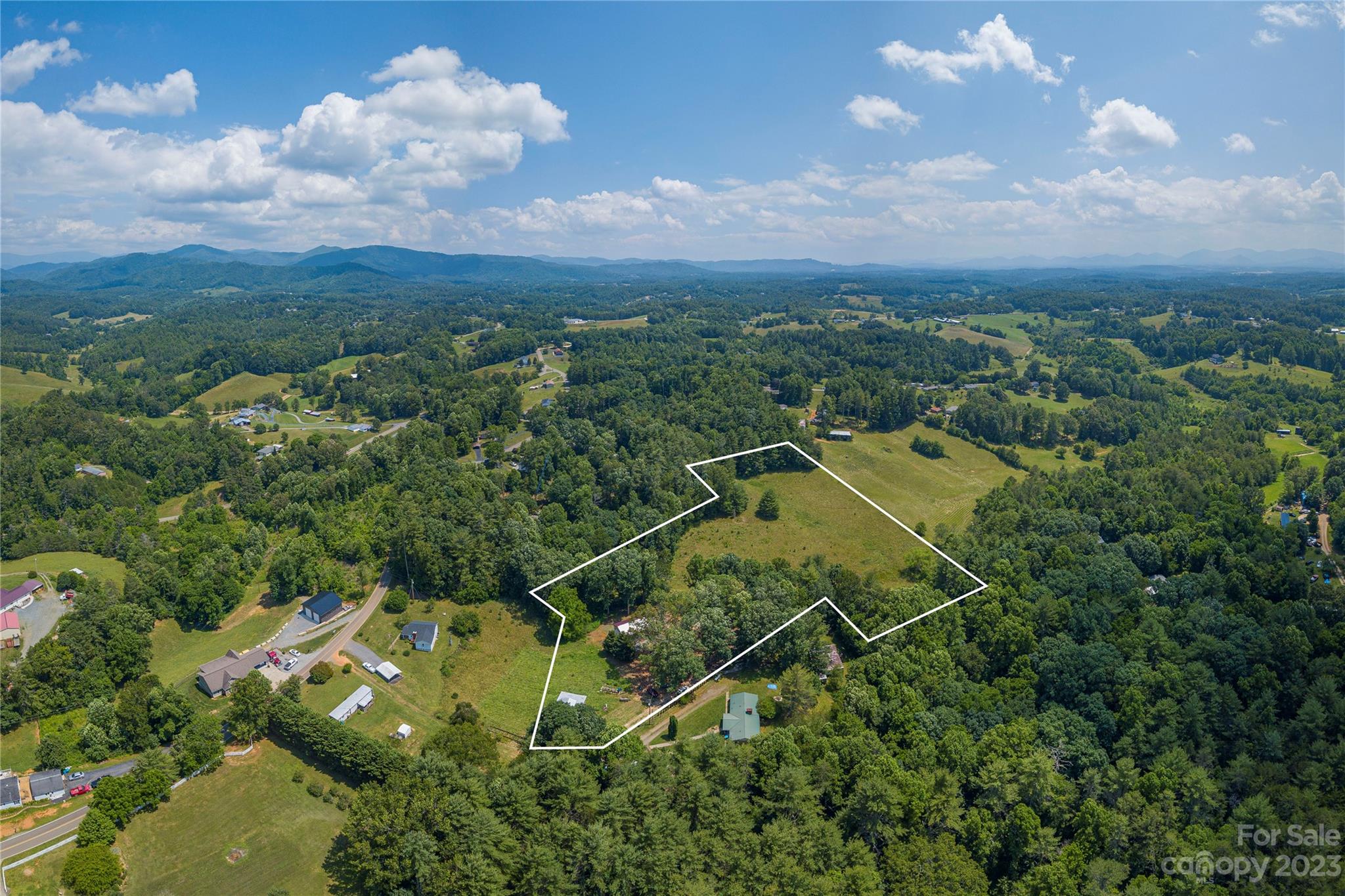 102 Pickens Road Weaverville NC 28787