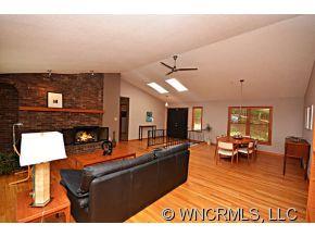 21 Peach Knob Drive Asheville NC 28804