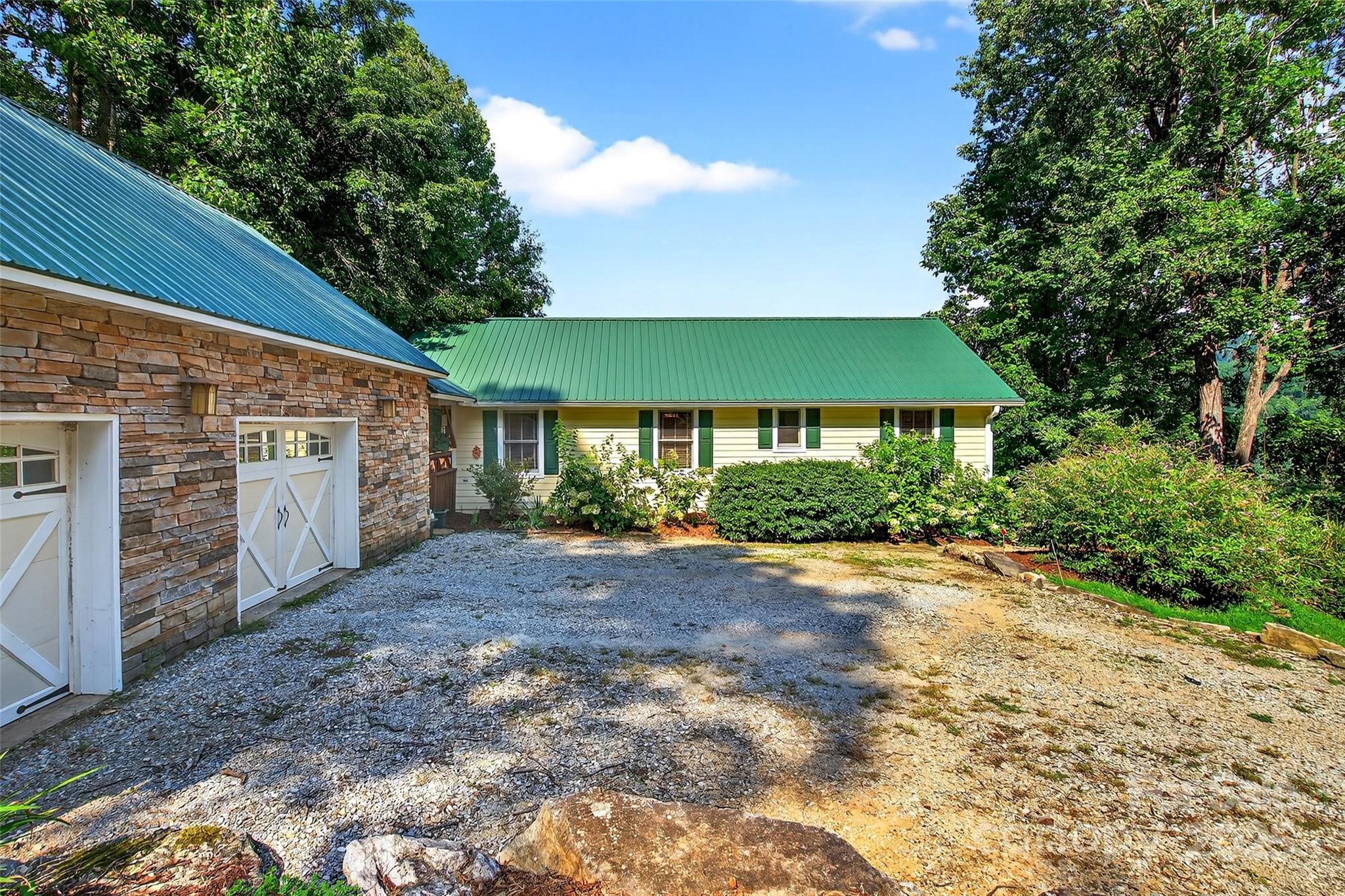 60 Wildflower Lane Old Fort NC 28762