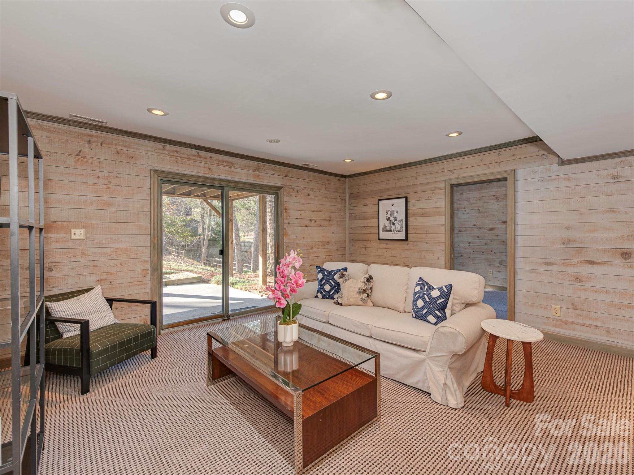 7244 Terrace Drive Charlotte NC 28211