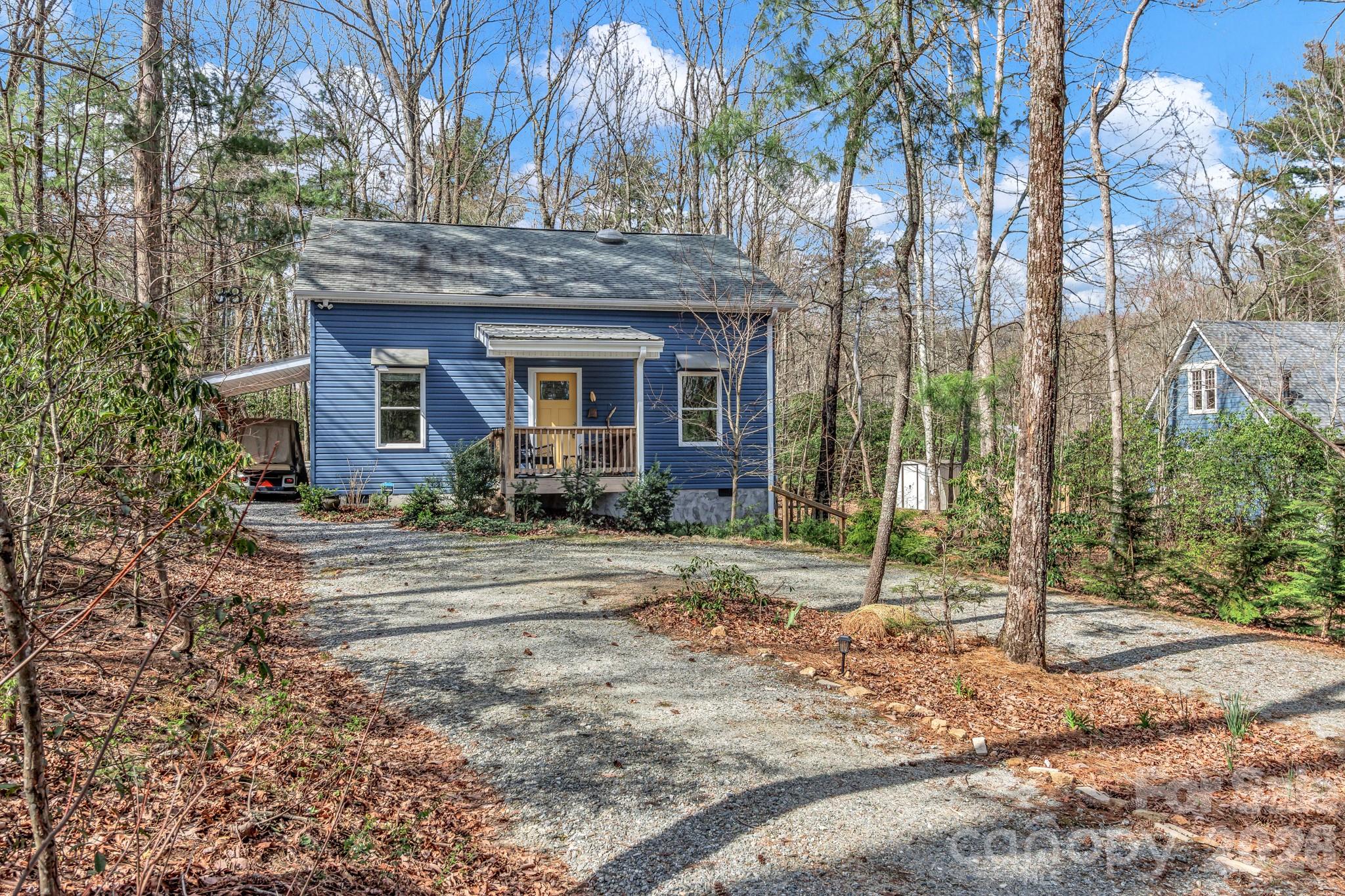 74 S Alta Vista Drive Saluda NC 28773