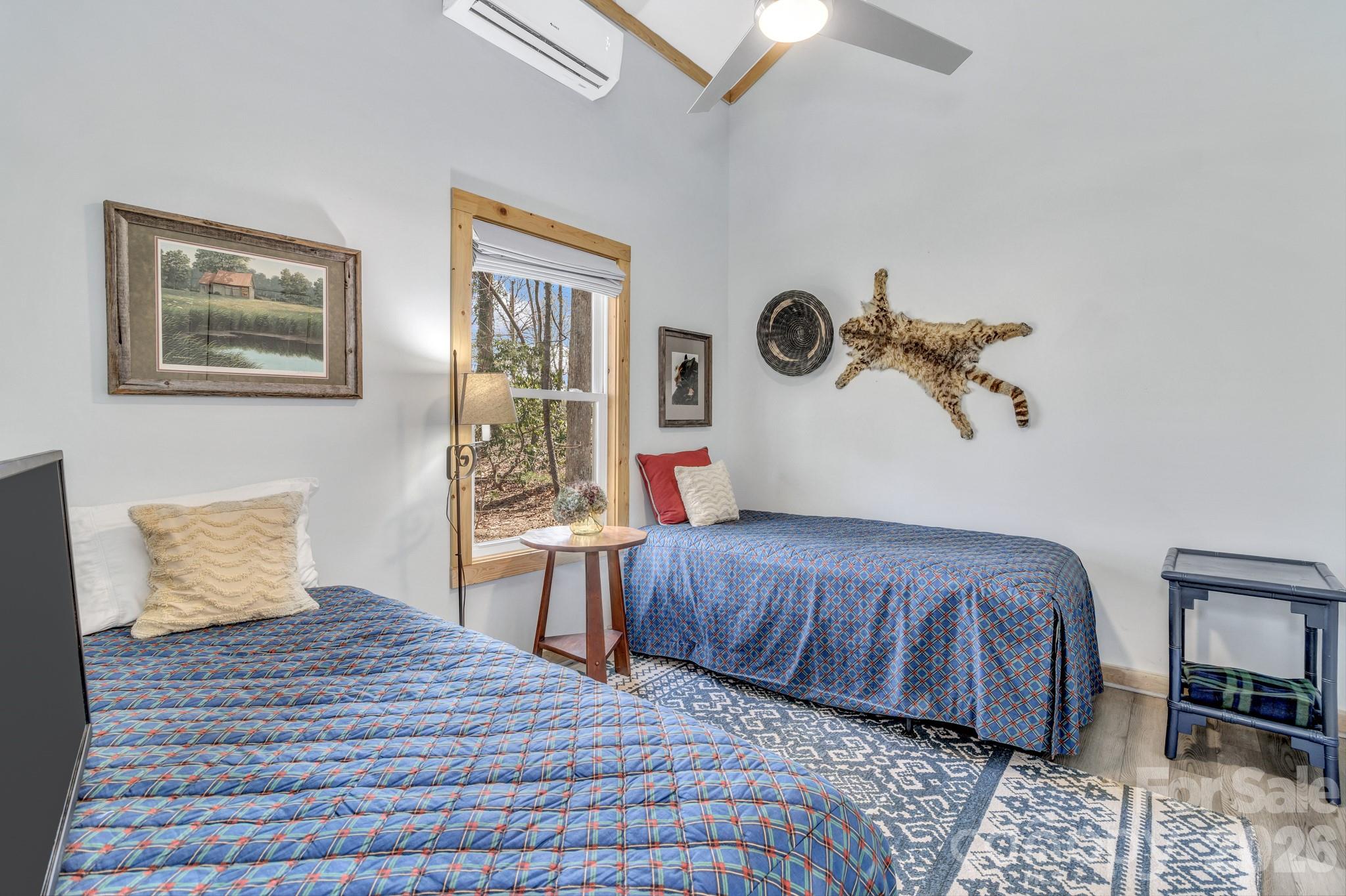 74 S Alta Vista Drive Saluda NC 28773