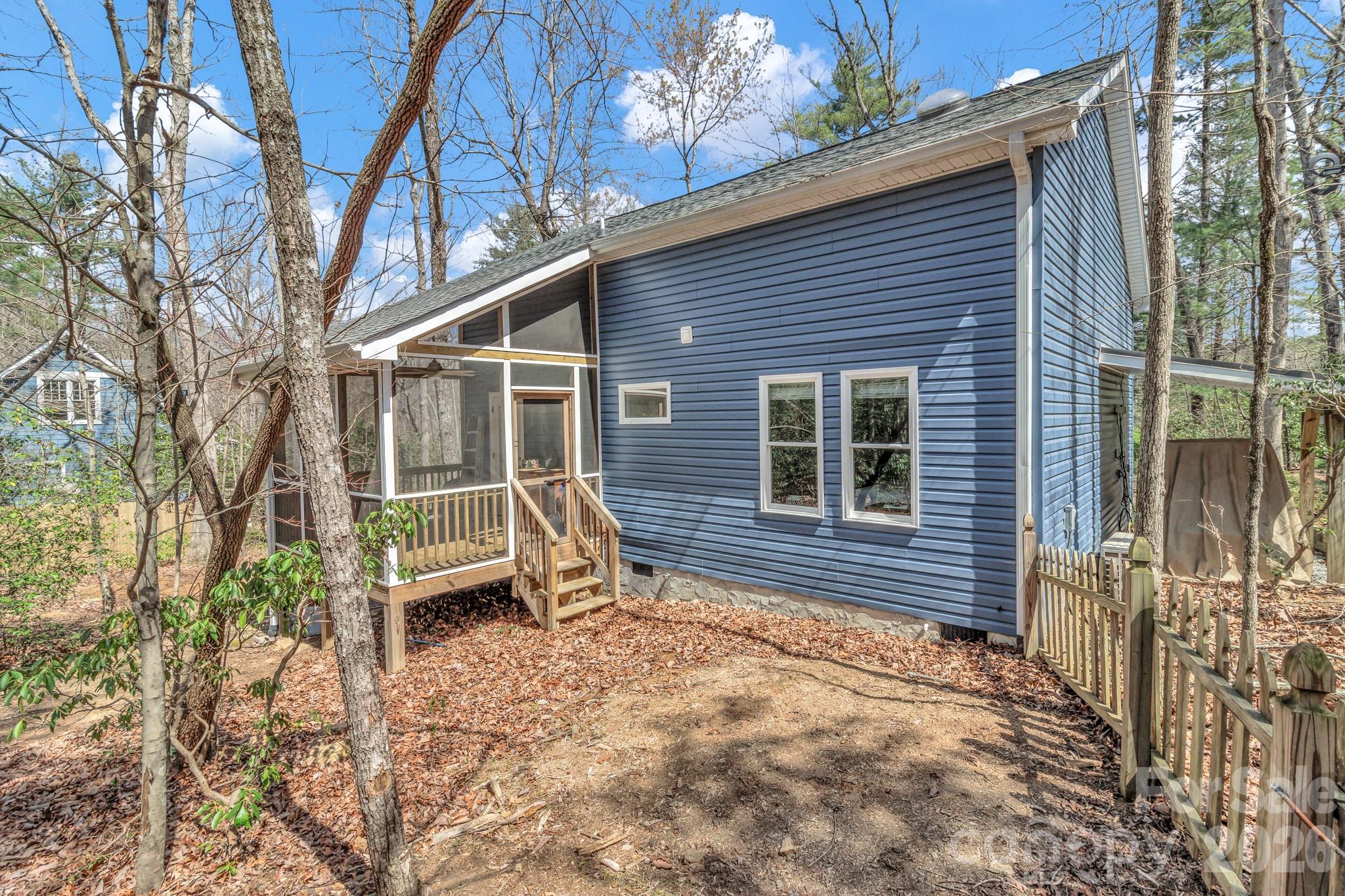 74 S Alta Vista Drive Saluda NC 28773