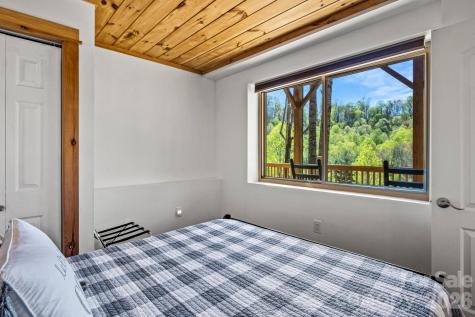 100 Split Rail Drive Maggie Valley NC 28751
